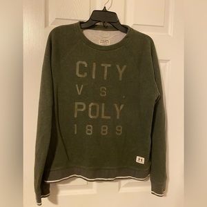 Dark Green Under Armor Sweatshirt